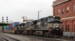 NS 9576 leads train 214 towards Elm Street crossing